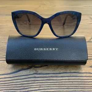 Burberry Sunglasses - Style B 4261